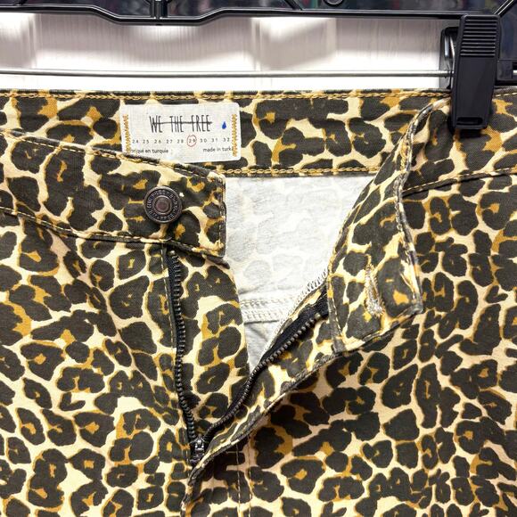 We The Free People Jeans, Leopard Skinny Cropped, Women's Size 29 - Picture 3 of 6